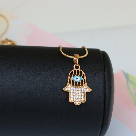 "Rose Gold Hamsa Hand Pendant with Evil Eye and Crystal Accents, XPPT1609 - Picture 13 of 13
